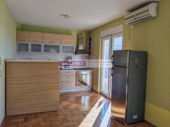 Trosoban stan 111 m² – Petrovac, Budva — fotografija 2
