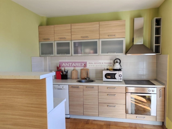 Trosoban stan 111 m² – Petrovac, Budva — fotografija 3
