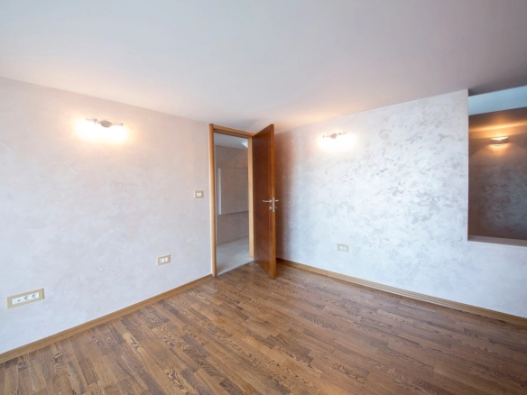 Kuća 300 m² – Krašići, Tivat — fotografija 18
