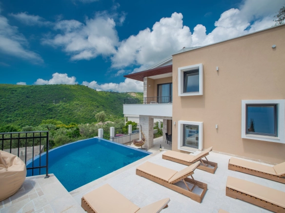 Kuća 170 m² – Bečići, Budva — fotografija 2