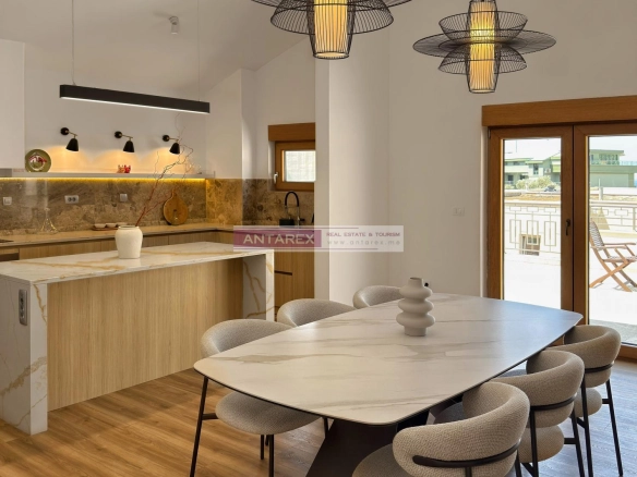 Izdavanje: Dvosoban stan 136 m² – Pržno, Budva — fotografija 4