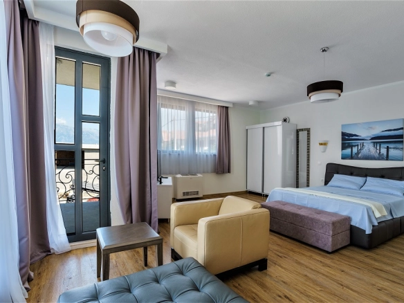 Kuća 420 m² – Krašići, Tivat — fotografija 5