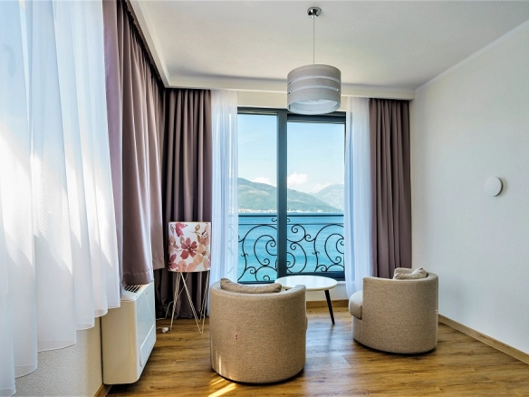 Kuća 420 m² – Krašići, Tivat — fotografija 8