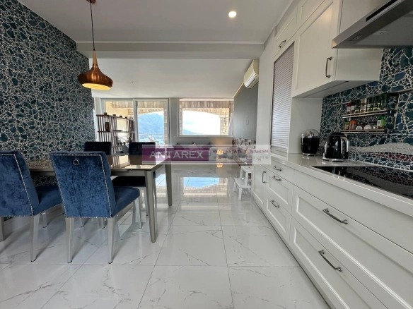 Dvosoban stan 131 m² – Bečići, Budva — fotografija 2