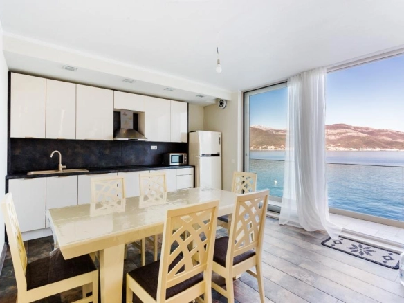 Kuća 240 m² – Krašići, Tivat — fotografija 20