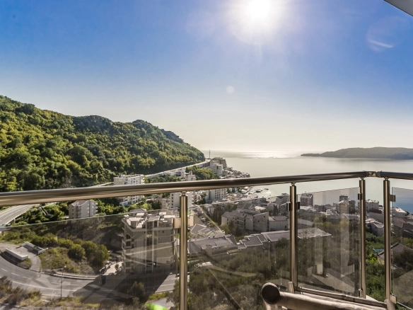 Dvosoban stan 132 m² – Rafailovići, Budva — fotografija 15