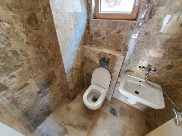 Dvosoban stan 136 m² – Pržno, Budva — fotografija 18