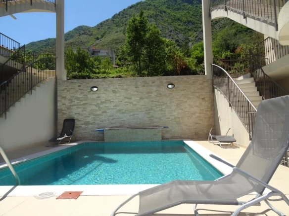 Dvosoban stan 107 m² – Prčanj, Kotor — fotografija 17