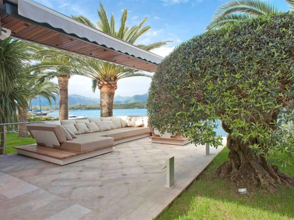 Kuća 1.200 m² – Krašići, Tivat — fotografija 7
