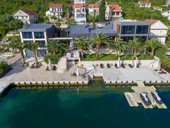 Kuća 1.200 m² – Krašići, Tivat — fotografija 8