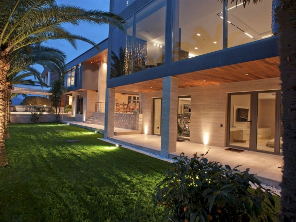 Kuća 1.200 m² – Krašići, Tivat — fotografija 10