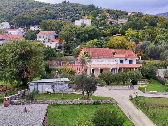 Dvosoban stan 53 m² – Bijela, Herceg Novi — fotografija 10