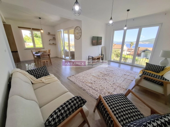 Dvosoban stan 85 m² – Đenovići, Herceg Novi — fotografija 2