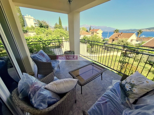 Dvosoban stan 85 m² – Đenovići, Herceg Novi — fotografija 10