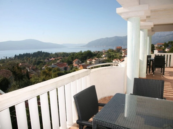 Kuća 570 m² – Tivat — fotografija 13