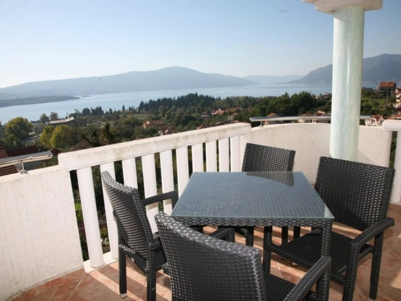 Kuća 570 m² – Tivat — fotografija 14