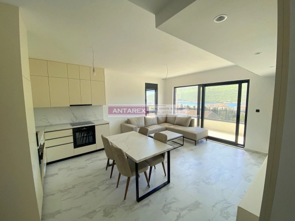 Dvosoban stan 72 m² – Kumbor, Herceg Novi — fotografija 2