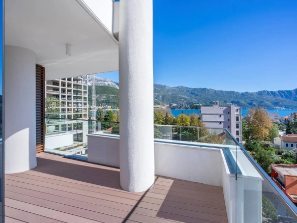 Dvosoban stan 86 m² – Budva — fotografija 17