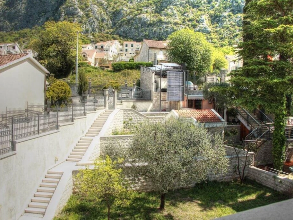 Kuća 500 m² – Dobrota, Kotor — fotografija 5