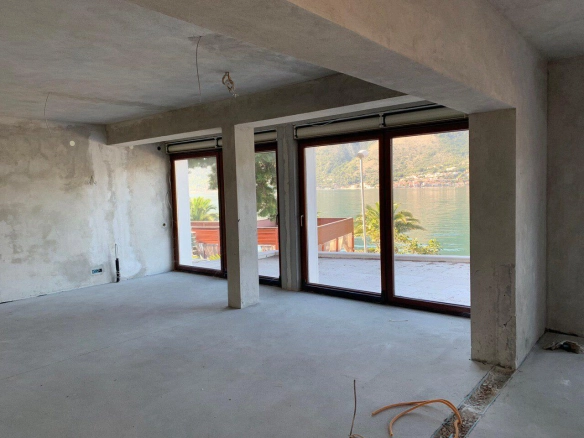 Kuća 500 m² – Dobrota, Kotor — fotografija 15