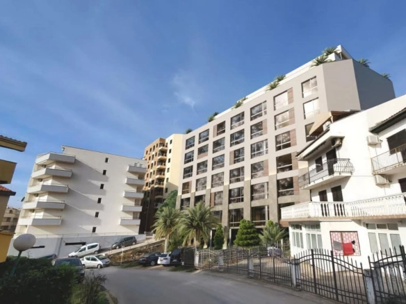 Jednosoban stan 24 m² – Bečići, Budva — fotografija 7