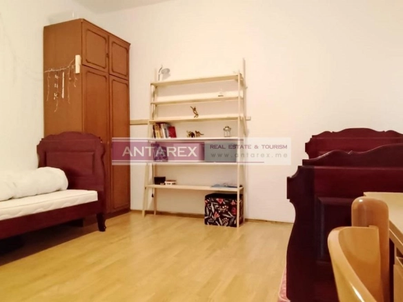 Izdavanje: Jednosoban stan 35 m² – Herceg Novi — fotografija 6