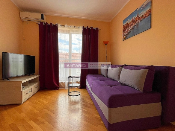Izdavanje: Jednosoban stan 45 m² – Baošići, Herceg Novi — fotografija 2