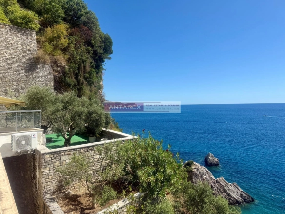 Četvorosoban stan 221 m² – Rafailovići, Budva — fotografija 2