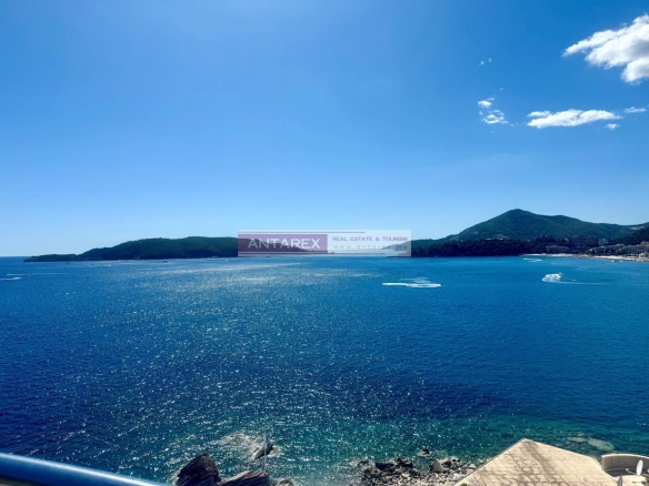 Četvorosoban stan 221 m² – Rafailovići, Budva — fotografija 3