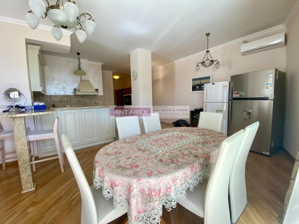 Četvorosoban stan 221 m² – Rafailovići, Budva — fotografija 8