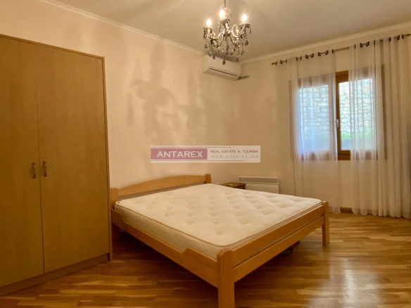 Četvorosoban stan 221 m² – Rafailovići, Budva — fotografija 11