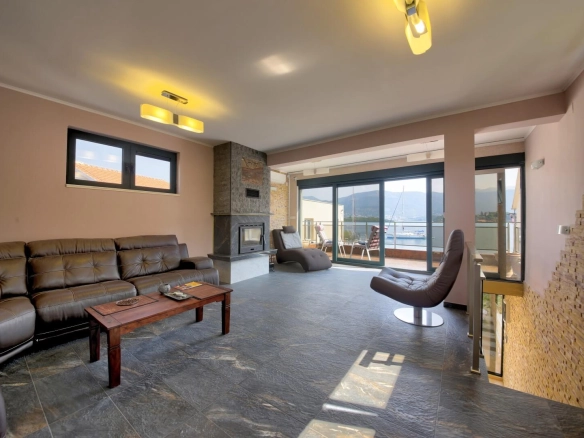 Kuća 170 m² – Radovići, Tivat — fotografija 12