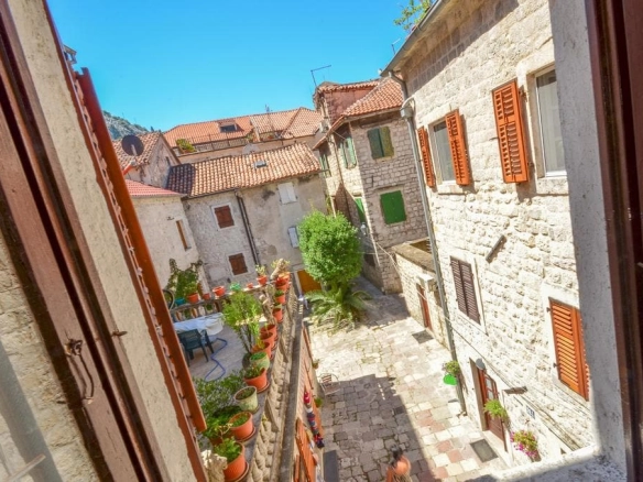 Kuća 240 m² – Kotor — fotografija 9