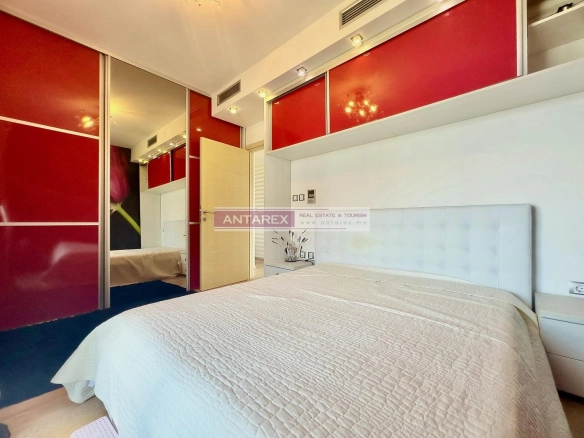 Trosoban stan 102 m² – Dobrota, Kotor — fotografija 6