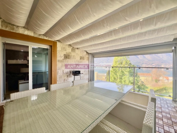 Trosoban stan 102 m² – Dobrota, Kotor — fotografija 11