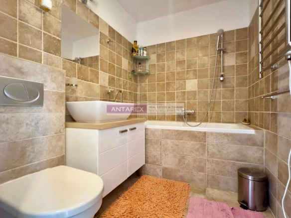 Trosoban stan 102 m² – Dobrota, Kotor — fotografija 15