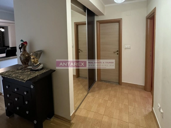Dvosoban stan 78 m² – Lazi, Budva — fotografija 6