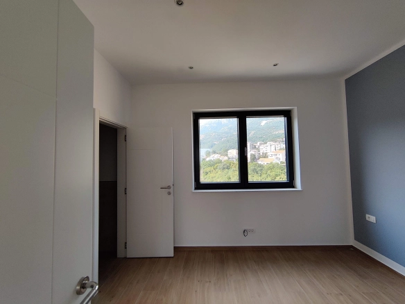 Trosoban stan 256 m² – Bečići, Budva — fotografija 12