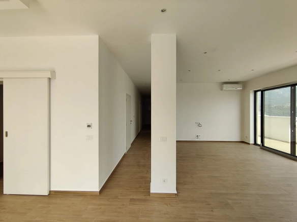 Trosoban stan 256 m² – Bečići, Budva — fotografija 13