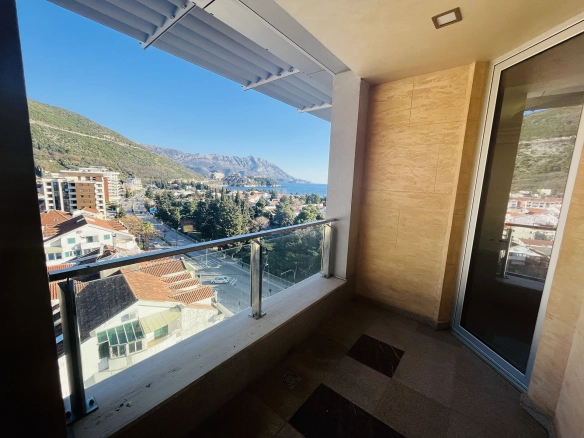 Dvosoban stan 108 m² – Budva — fotografija 5
