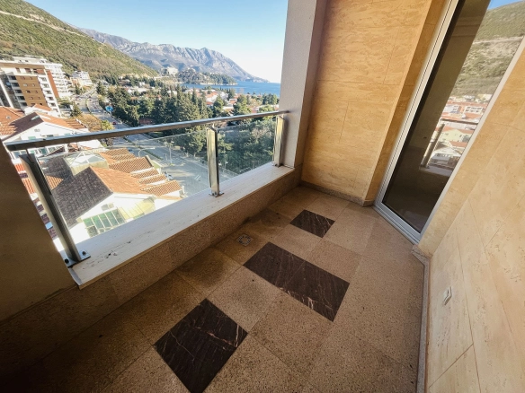 Dvosoban stan 108 m² – Budva — fotografija 6