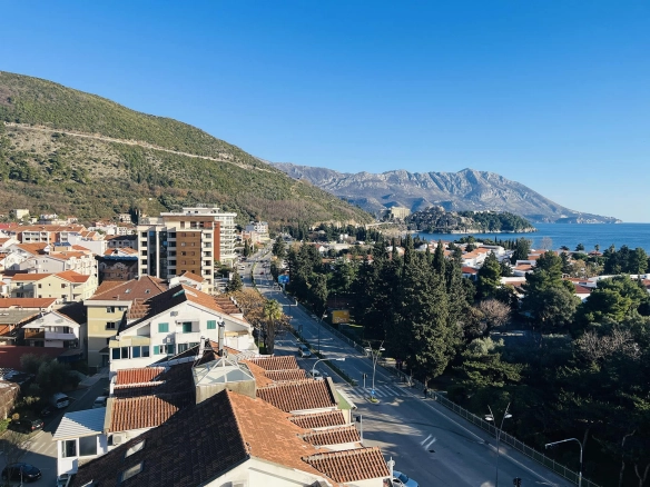 Dvosoban stan 108 m² – Budva — fotografija 8