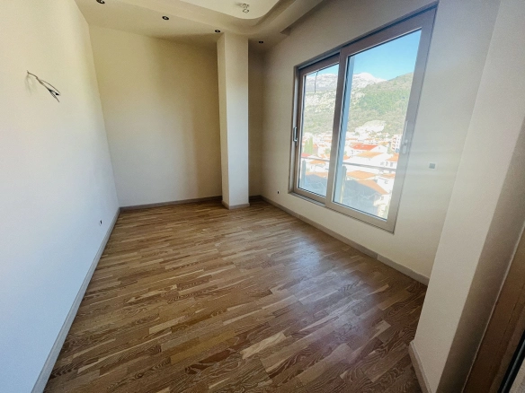 Dvosoban stan 108 m² – Budva — fotografija 10