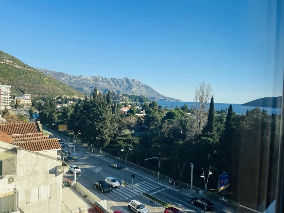 Dvosoban stan 108 m² – Budva — fotografija 11