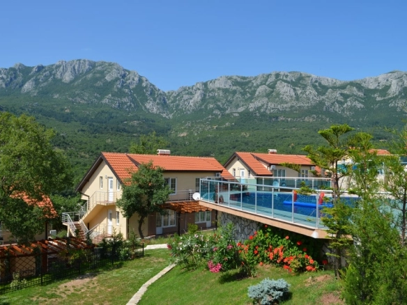 Dvosoban stan 132 m² – Bar — fotografija 4