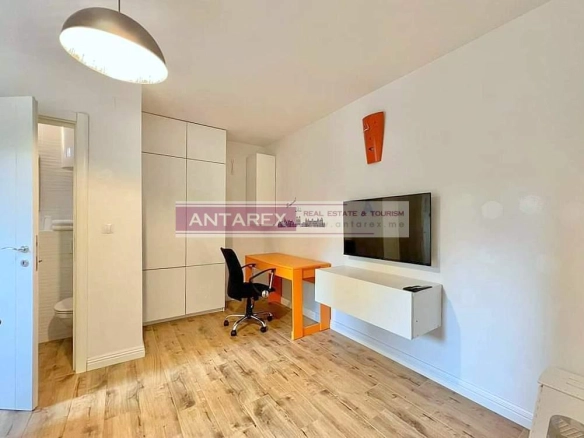 Izdavanje: Dvosoban stan 71 m² – Herceg Novi — fotografija 11