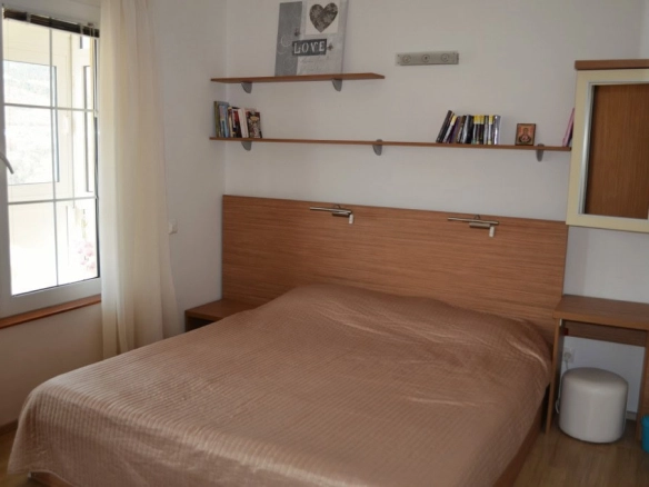 Dvosoban stan 132 m² – Bar — fotografija 15