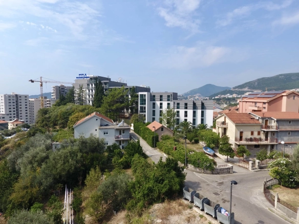 Plac 765 m² – Rafailovići, Budva — fotografija 4