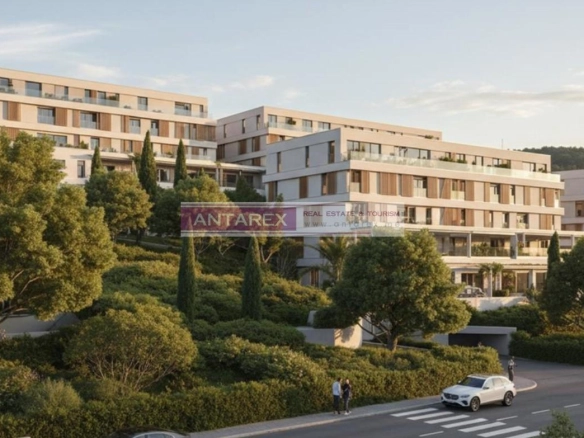 Četvorosoban stan 270 m² – Đenovići, Herceg Novi — fotografija 2
