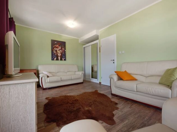 Dvosoban stan 72 m² – Prčanj, Kotor — fotografija 12